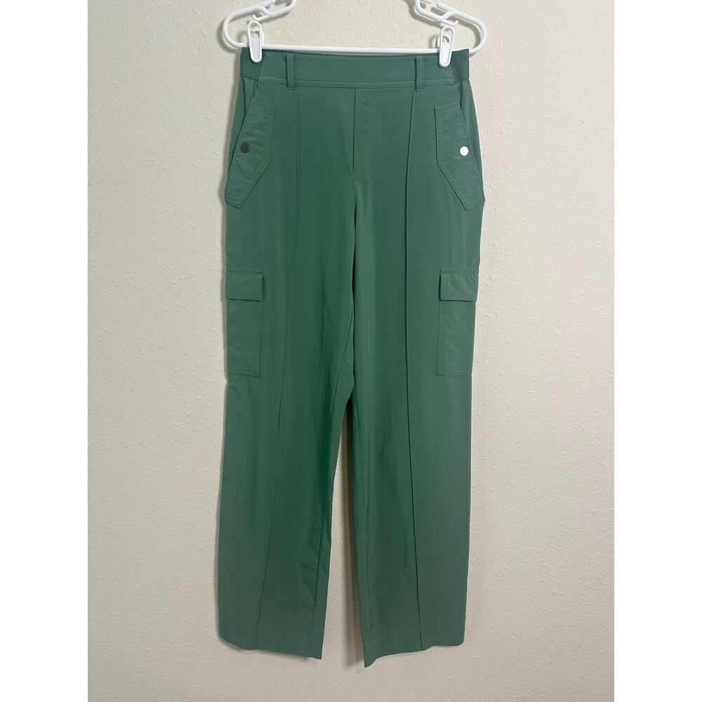 Athleta Vienna Cargo Pants Womens 6 Sage Green Elevated Athletic Silky Travel